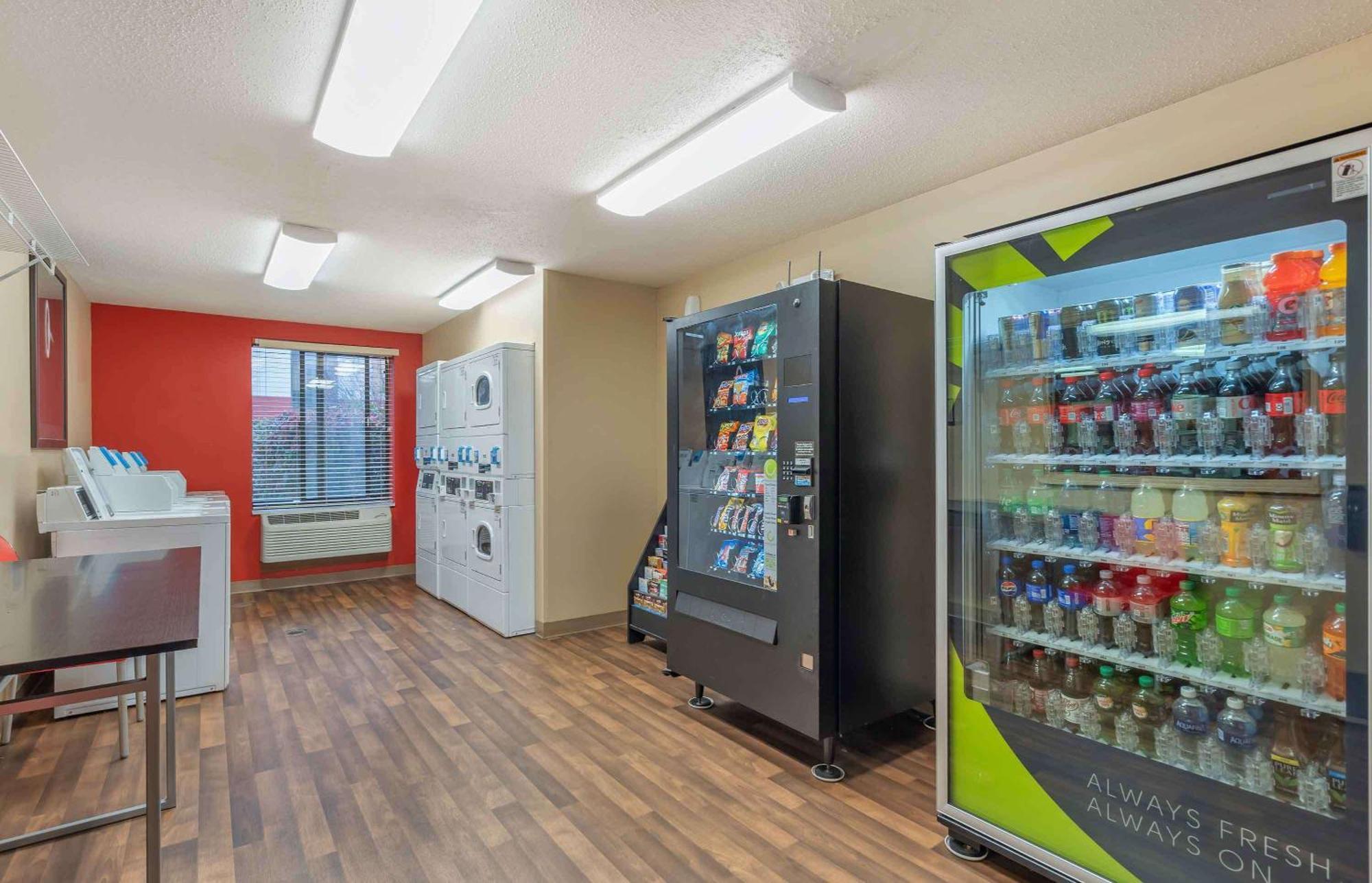Extended Stay America Suites - Chicago - Lombard - Yorktown Center Exteriör bild
