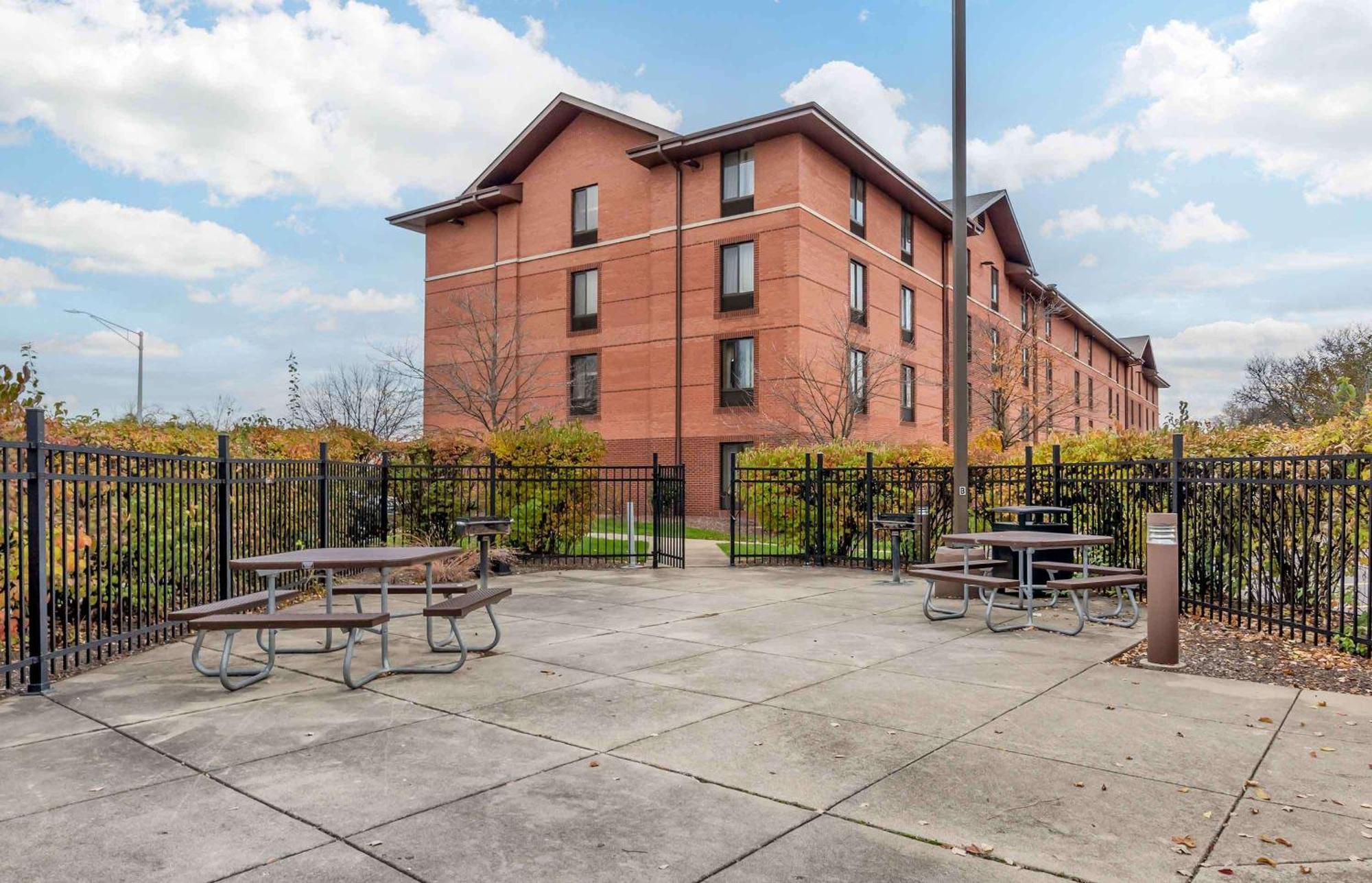 Extended Stay America Suites - Chicago - Lombard - Yorktown Center Exteriör bild